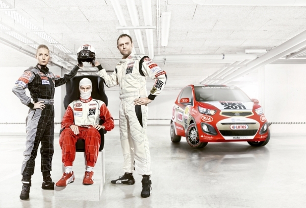 Photograph Lukasz Pecak Champion Kia on One Eyeland